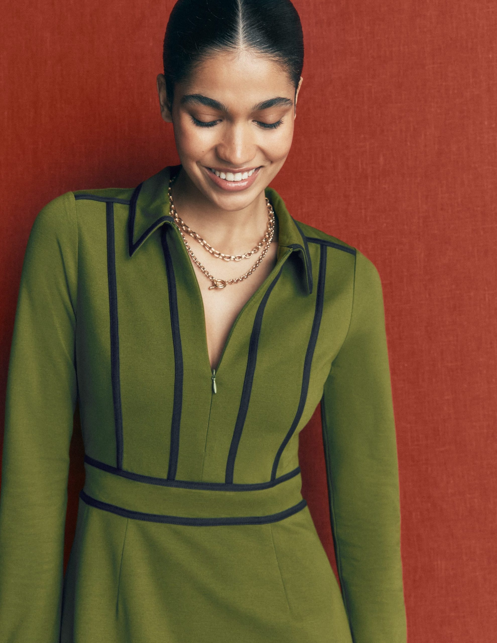 Ula Ponte Short Dress-Brunswick Green. Navy