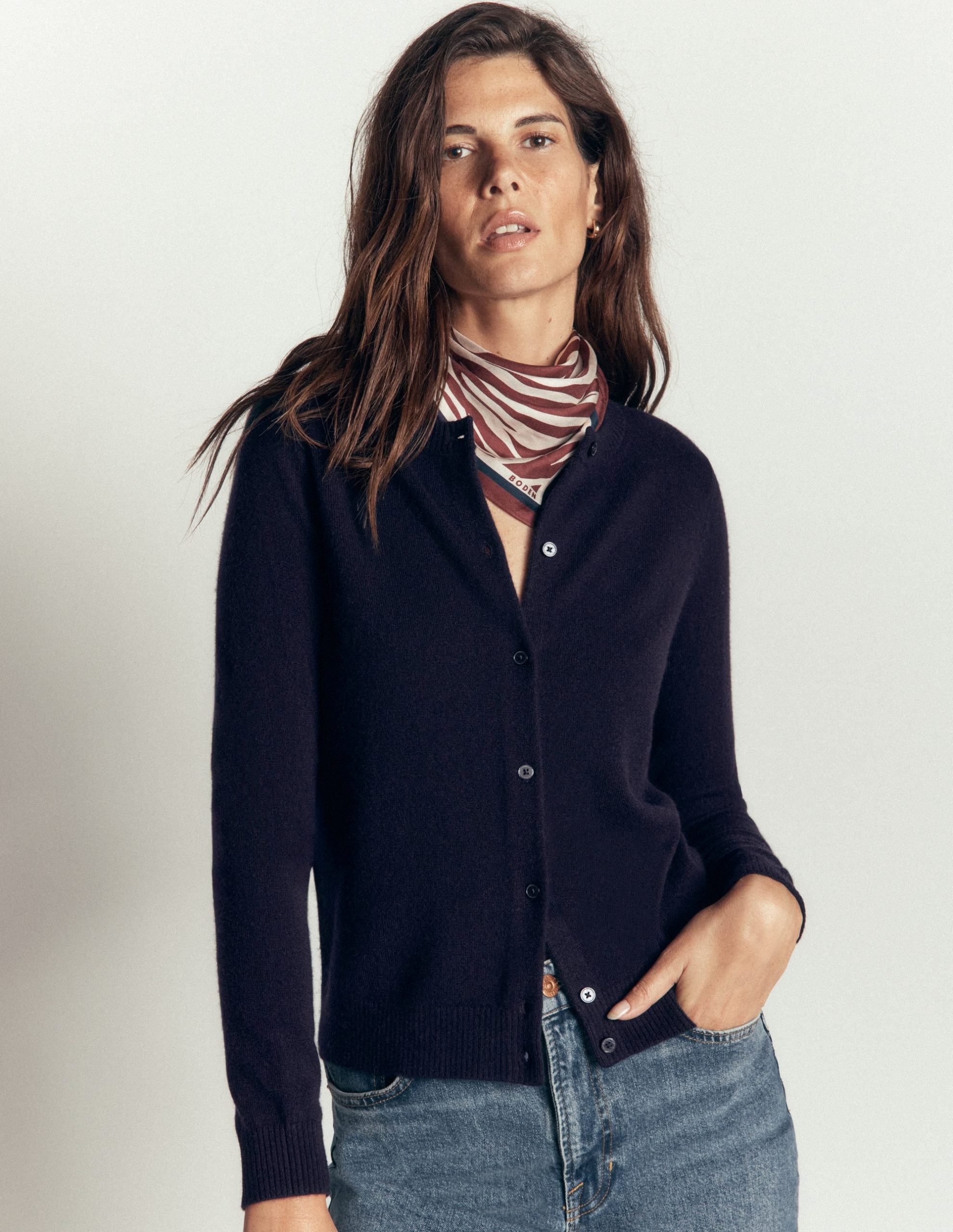 Elsie Cashmere Crew Cardigan-Navy - Image 4