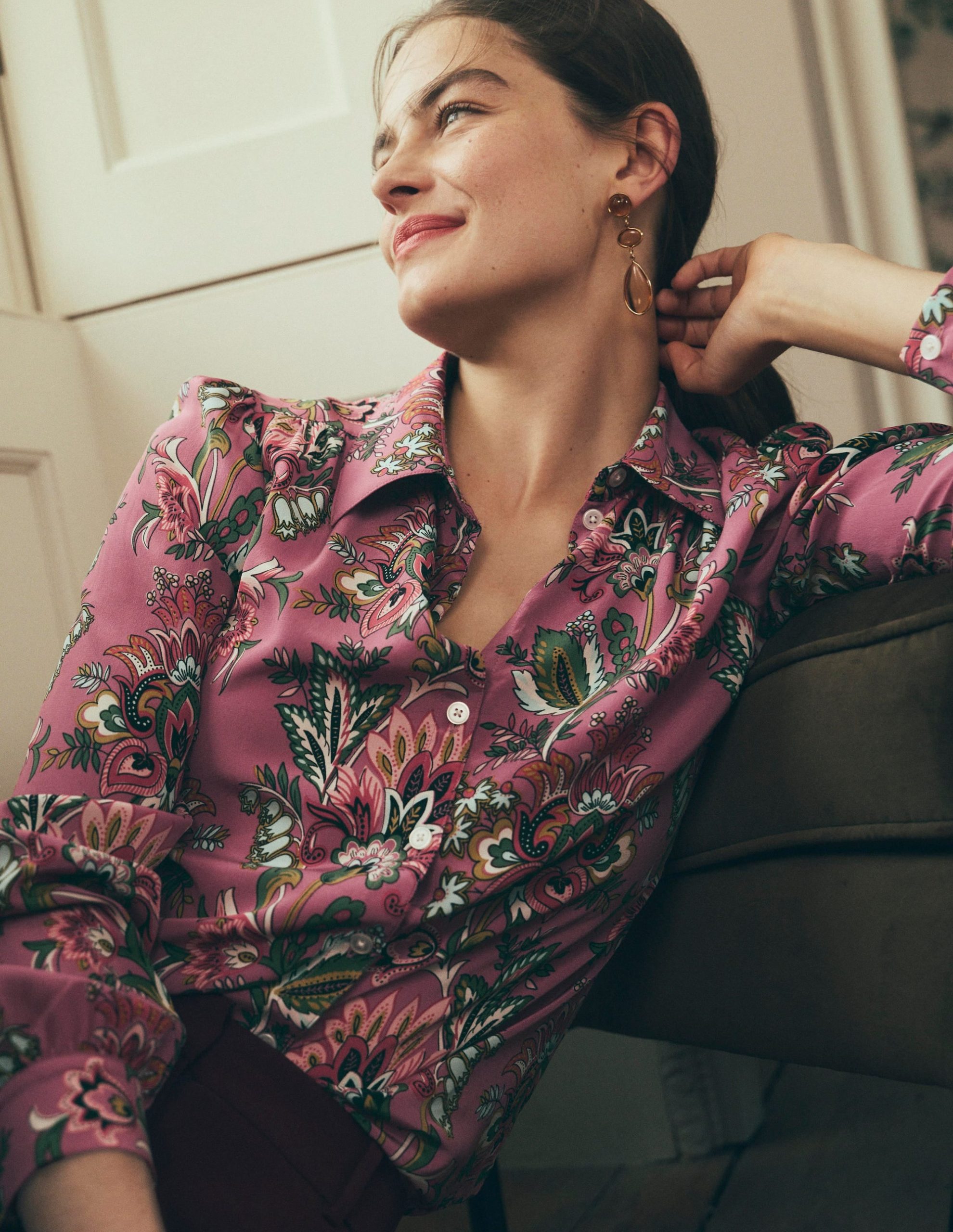 Sara Silk Shirt-Pink Heather. Frosted Flora