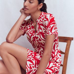 Naomi Short Sleeve Dress-Merida Red. Leafy Cascade Mono