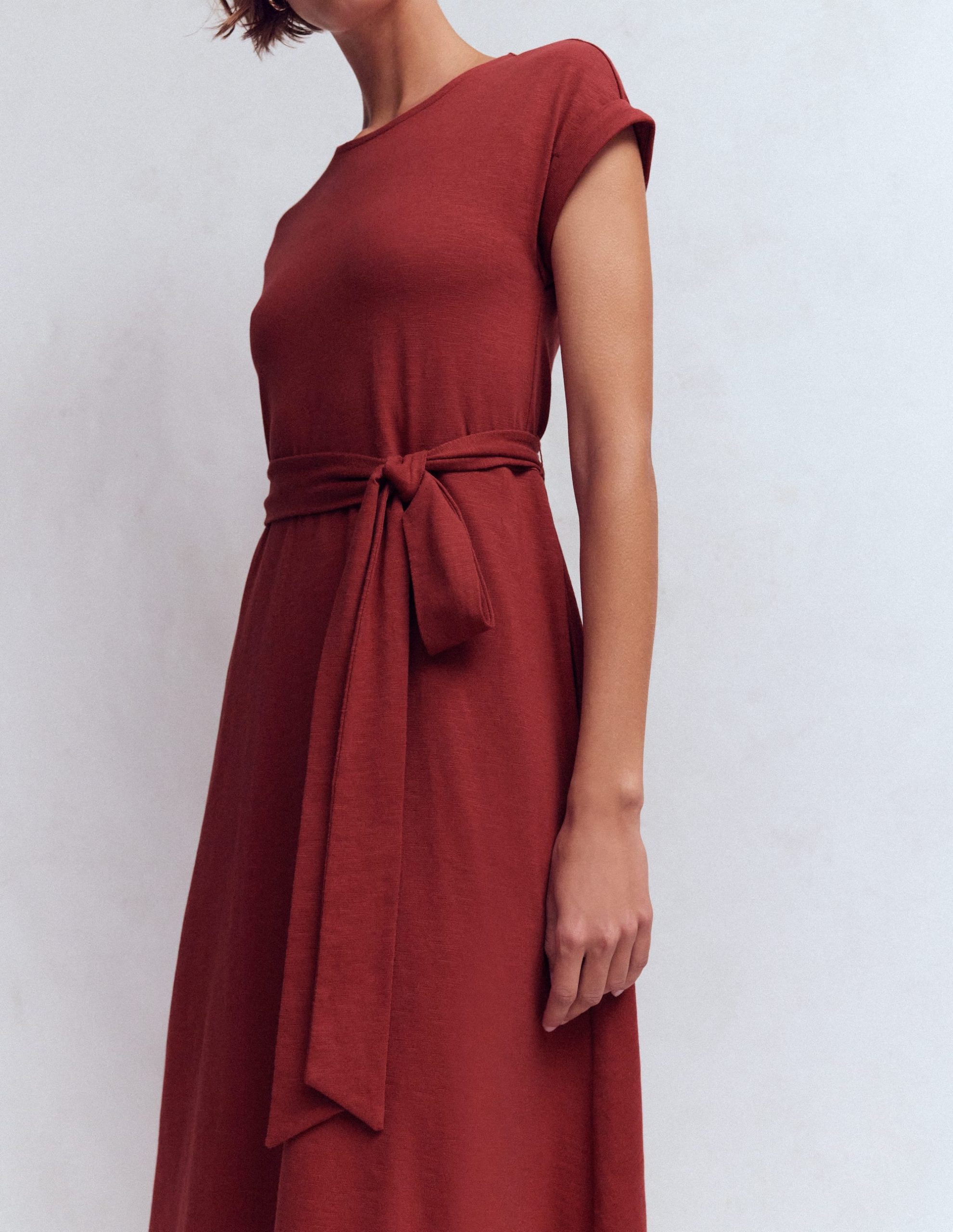 Eve Jersey Midi Dress-Rich Chestnut - Image 2
