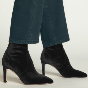 Ankle Stretch Boots-Black