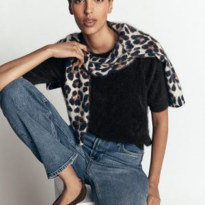 Kat Brushed Cashmere T-shirt-Black