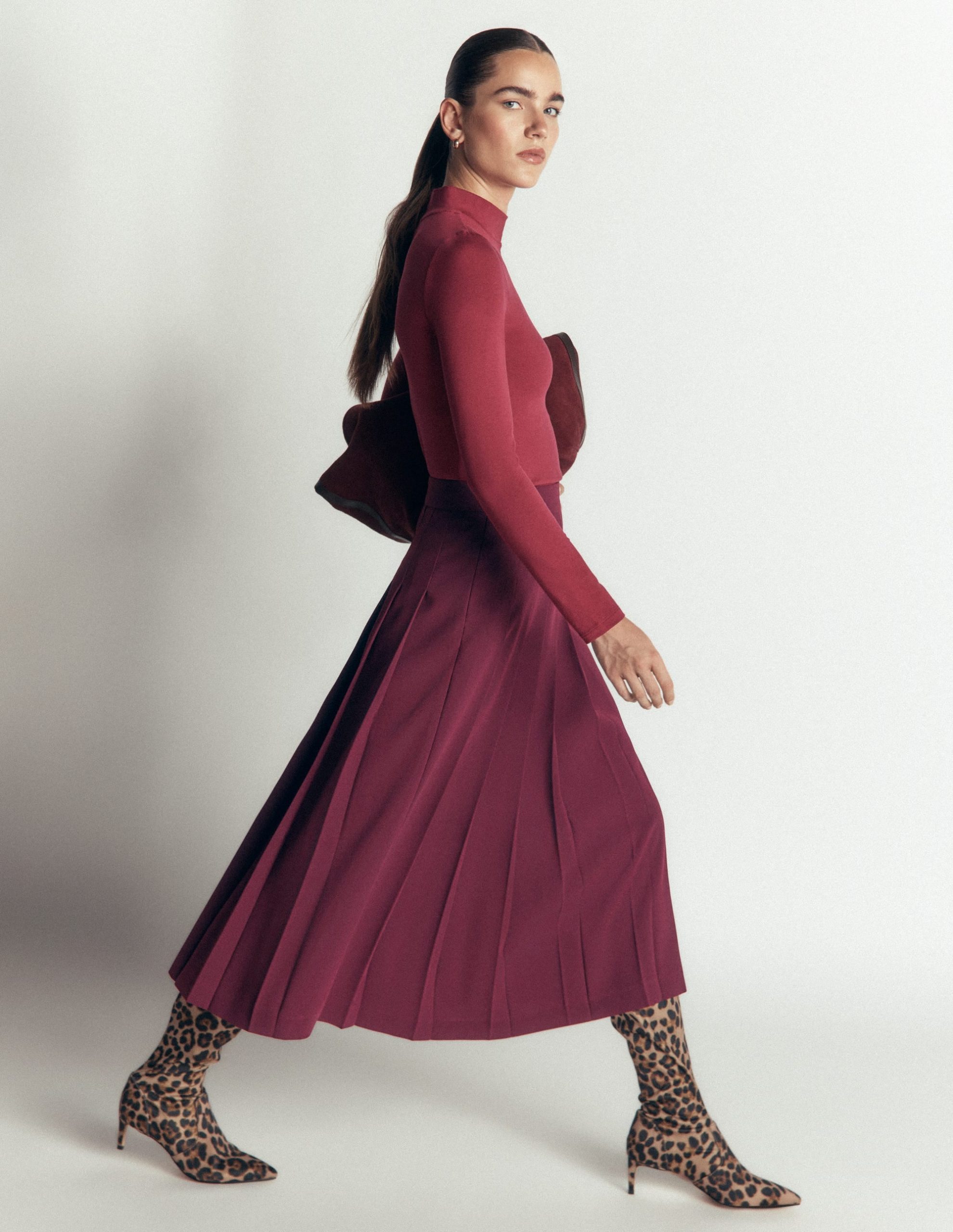 Pleat Side Split Midi Skirt-Dark Cherry - Image 4